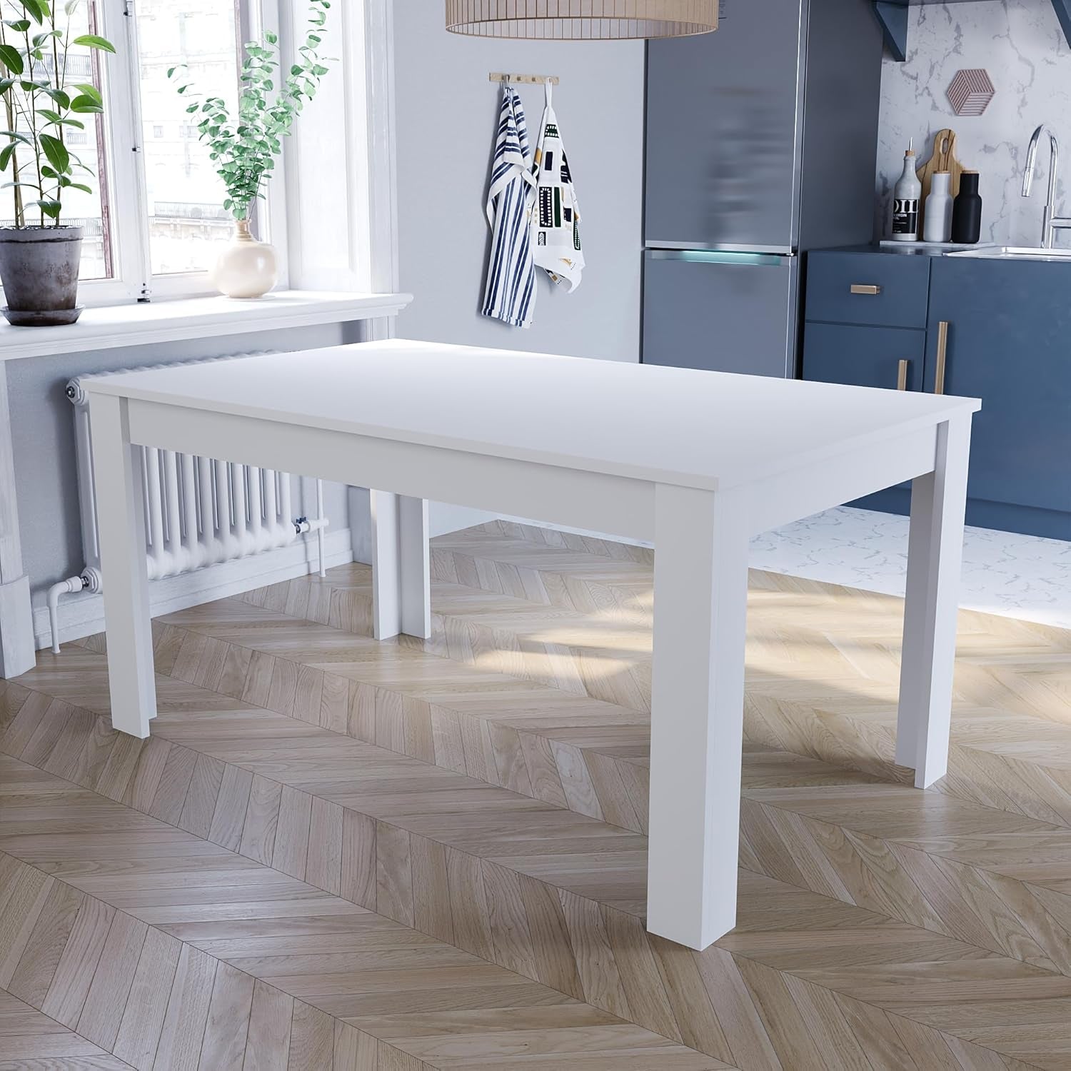 Modern Oak Effect Dining Table – Stylish MDF Rectangular Table for UK Homes